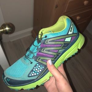 Women’s Salomon running shoes